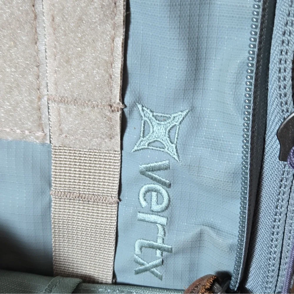 Vertx Tactical Backpack Nylon Green Beige Divider‎ System Zip Unisex Adults